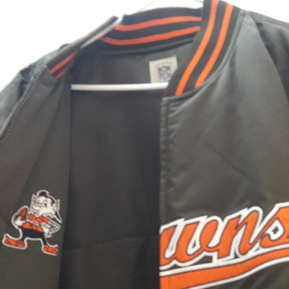 Jacket - Picture 5 of 8
